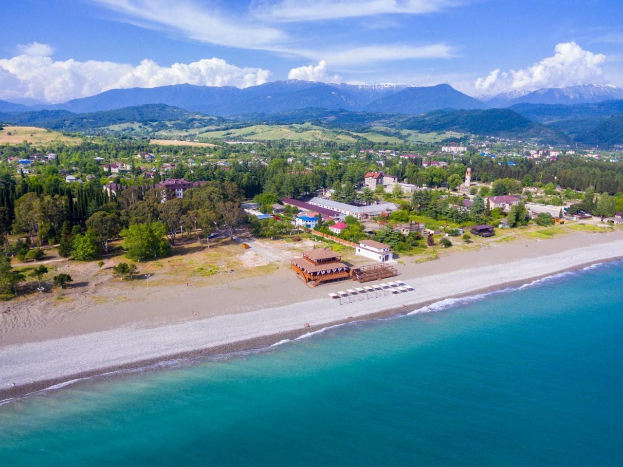 Napra Hotel Gantiadi Zewnętrze zdjęcie